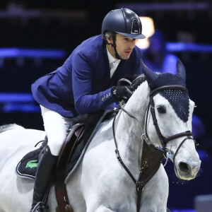 Guillaume Canet (FRA) sur Wouest de Cantraie Z - Jour 3 - Compétition équestre, jumping, Longines Masters de Paris à Villepinte le 7 décembre 2019. ©Gwendoline le Goff / Panoramic / Bestimage