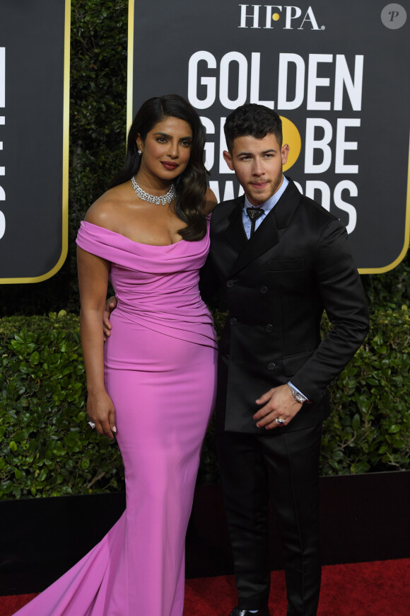 Priyanka Chopra et son mari Nick Jonas - Photocall de la 77e cérémonie annuelle des Golden Globe Awards au Beverly Hilton Hotel à Los Angeles. Le 5 janvier 2020. © Kevin Sullivan via ZUMA Wire/Bestimage