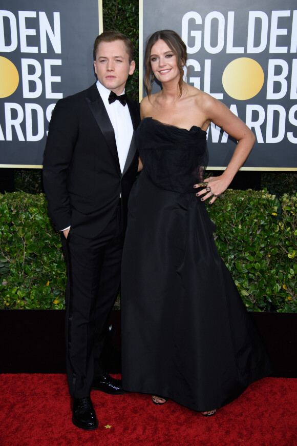 Taron Egerton et sa compagne Emily Thomas - Photocall de la 77e cérémonie annuelle des Golden Globe Awards au Beverly Hilton Hotel à Los Angeles. Le 5 janvier 2020. © HFPA/ZUMA Wire/ZUMAPRESS/Bestimage