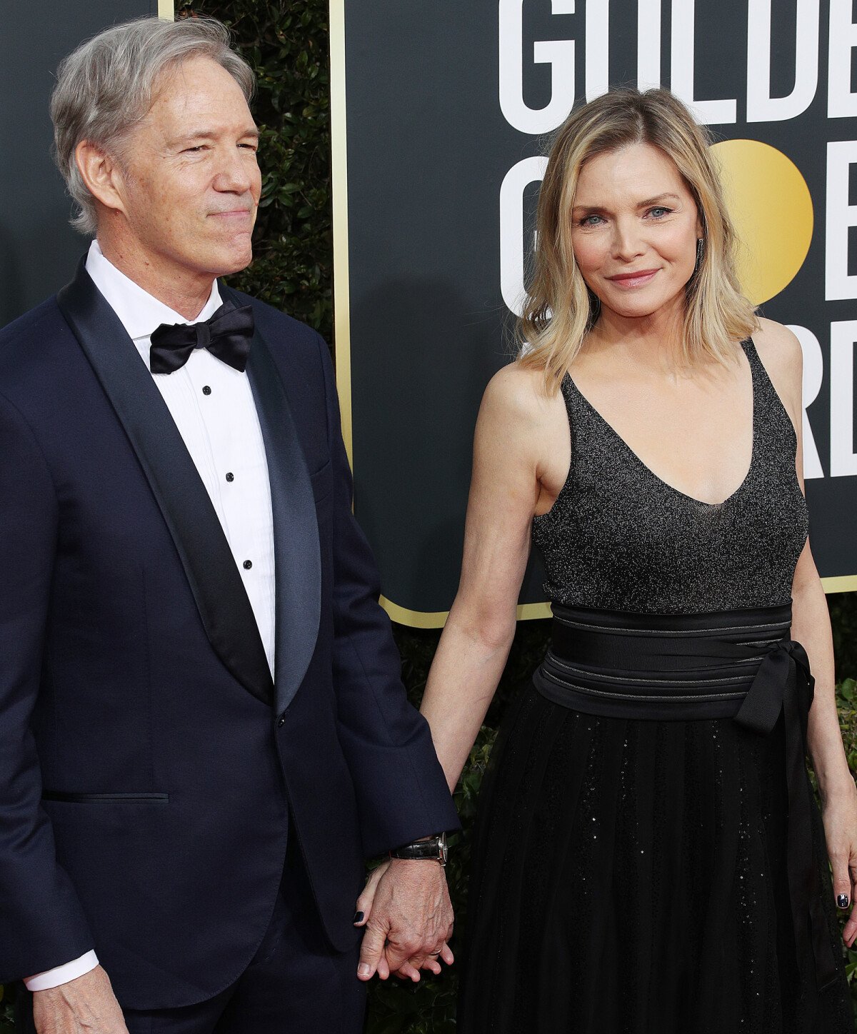 Photo : Michelle Pfeiffer et son mari David E. Kelley - Photocall de la 77e  cérémonie annuelle des Golden Globe Awards au Beverly Hilton Hotel à Los  Angeles, le 5 janvier 2020. - Purepeople