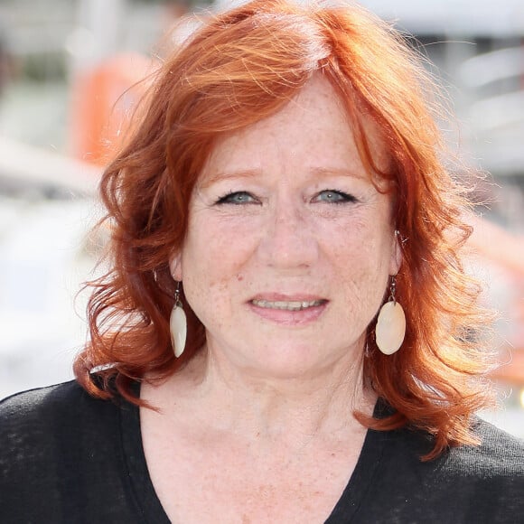 Eva Darlan - Photocall de la série "Faites des gosses" lors de la 21ème édition du Festival de la Fiction TV de la Rochelle. Le 14 septembre 2019 © Patrick Bernard / Bestimage