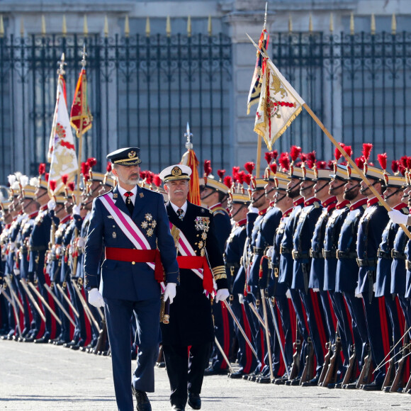 Le roi Felipe VI et la reine Letizia d'Espagne présidaient à la traditionnelle pâque militaire, premier rendez-vous officiel de l'année civile, le 6 janvier 2020 au palais royal, à Madrid.