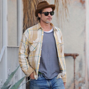 Exclusif - Brad Pitt quitte sa galerie d'art de Los Angeles, le 15 décembre 2019.