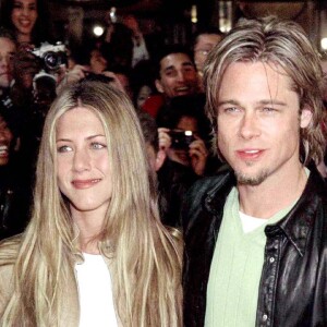 Jennifer Aniston et Brad Pitt à Los Angeles en 2000.