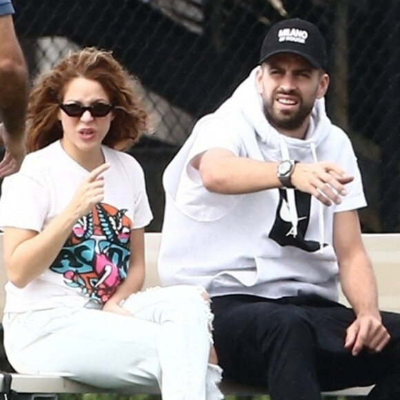 Exclusif - Shakira, Gerard Pique - Shakira et son compagnon sont allés encourager leurs fils lors de leur entrainement de football à Miami, le 30 décembre 2019.