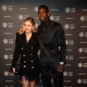 Paul Pogba et sa compagne Maria Salaues lors de la soirée du prix du joueur de l'année de Manchester United 2019 au stade Old Trafford à Manchester, Royaume Uni, le 9 mai 2019.