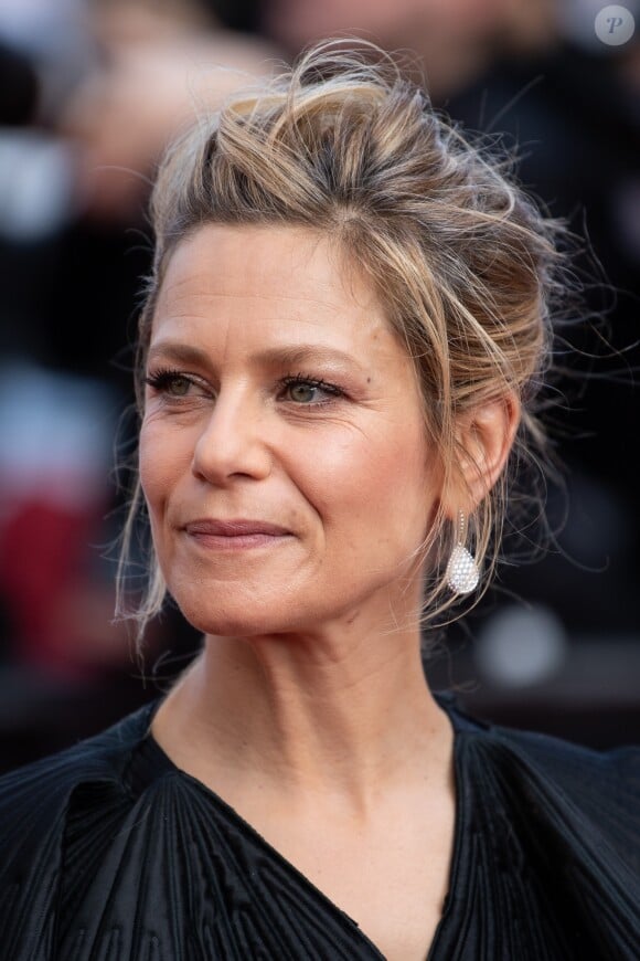 Marina Foïs - Montée des marches du film "Hors Normes" pour la clôture du 72e Festival International du Film de Cannes. Le 25 mai 2019.