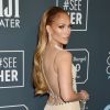 Jennifer Lopez lors de la 25ème édition de la soirée des Critics Choice Awards au Barker Hangar à Santa Monica, Los Angeles, Californie, Etats-Unis, le 12 janvier 2020.