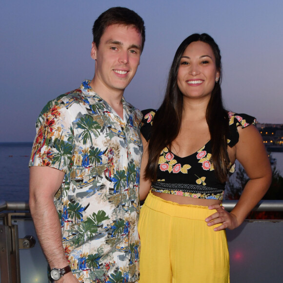 Louis Ducruet et Marie Chevalier, sa future épouse, durant la traditionelle soirée au profit de Fight Aids Monaco, dans la salle des Etoiles du Sporting à Monaco le 13 juillet 2019. Cette année, l'association de la princesse Stéphanie de Monaco, fête ses 15 ans. C'est le célèbre groupe américain The Beach Boys, tout droit venu de Californie, qui assure le Show au profit de l'association. Les membres de la famille princière, le prince Albert II de Monaco en tête, ainsi que l'ensemble du public, n'ont pas hésité à se mettre en mode "Beach Boys". © Bruno Bebert/Bestimage