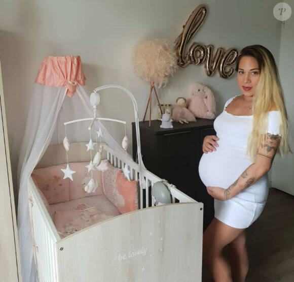 Cécilia candidate à "Koh-Lanta" en 2016, enceinte sur Instagram le 14 août 2019.
