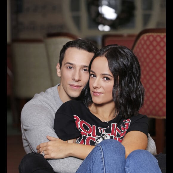 Exclusif - Rendez-vous avec Alizée et son mari Grégoire Lyonnet à Disneyland Paris. Le 25 novembre 2016 © Philippe Doignon / Bestimage