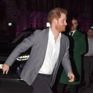 Prince Harry, duc de Sussex - Le prince Harry, duc de Sussex, confie sa "grande tristesse" de devoir se mettre en retrait de la famille royale lors du dîner "Universal Music Awards" au restaurant "The Ivy Chelsea Garden" à Londres, le 19 janvier 2020.