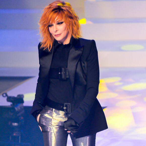 Mylène Farmer lors du dernier défilé de mode Haute-Couture printemps-été 2020 "Jean-Paul Gaultier" au théâtre du Châtelet à Paris, France, le 22 janvier 2020. Communiqué de presse envoyé vendredi 17 janvier par la maison Jean Paul Gaultier signé du couturier lui-même, il précisait : "Le 22 janvier 2020, je fêterai mes 50 ans de carrière dans la mode avec un grand défilé-show Haute Couture, au Théâtre du Chatelet. Ce sera aussi mon dernier défilé". © Veeren-Clovis/Bestimage
