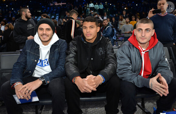 Mauro Icardi, Thiago Silva et Marco Verratti assistent au NBA Game Paris 2020, entre les Bucks de Milwaukee et les Charlotte Hornets à l'AccorHotels Arena. Paris, le 24 janvier 2020. © Veeren / Bestimage