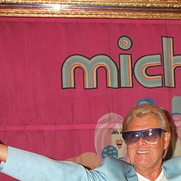 (Info - Michou est mort à 88 ans) - MICHOU FETE SES 70 ANS PARIS "PLAN AMERICAIN"19/06/2001 - 