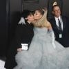 Ariana Grande et ses parents Joan Grande et Edward Butera assistent à la 62ème soirée annuelle des Grammy Awards, au Staples Center. Los Angeles, le 26 janvier 2020.