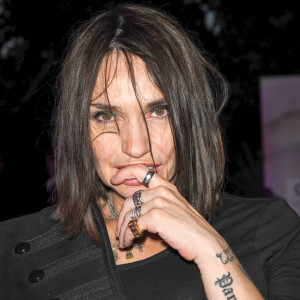 Béatrice Dalle arrive au dîner au Domaine de Veuze lors de la 12e édition du festival du Film Francophone d'Angoulême, France, le 24 août 2019. © Coadic Guirec/Bestimage