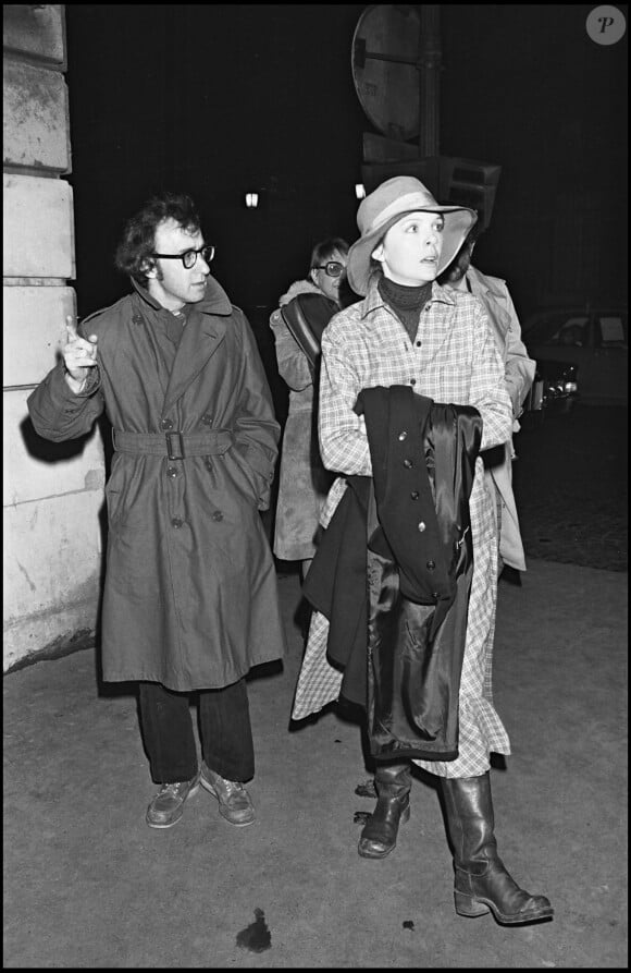 Diane Keaton et Woody Allen à Paris en 1974.