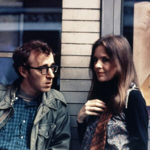 Diane Keaton et Woody Allen sur le tournage du film "Annie Hall" en 1977.