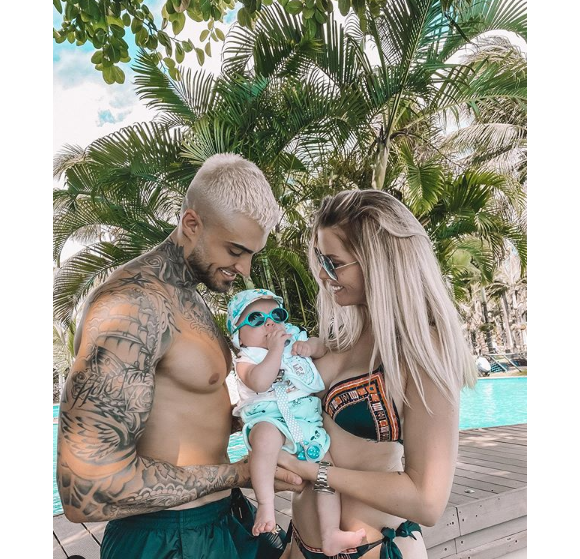 Jessica Thivenin avec son mari Thibault Garcia et leur fils Maylone en vacances à l'île Maurice - Instagram, 28 janvier 2020