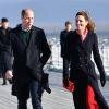 Le prince William, duc de Cambridge, Catherine Kate Middleton, duchesse de Cambridge, lors d'une visite de la station de sauvetage RNLI Mumbles près de Swansea dans le sud du Pays de Galles le 4 février 2020.