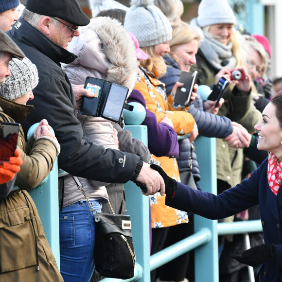 Catherine Kate Middleton, duchesse de Cambridge lors d'une visite de la station de sauvetage RNLI Mumbles près de Swansea dans le sud du Pays de Galles le 4 février 2020.