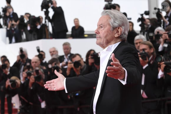 L'icône du cinéma français est décédée à l'âge de 88 ans
Alain Delon - Montée des marches du film "A Hidden Life" lors du 72ème Festival International du Film de Cannes, le 19 mai 2019.