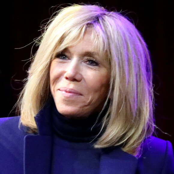 La Première Dame Brigitte Macron, présidente de la Fondation Hôpitaux de Paris – Hôpitaux de France Disneyland Paris a accueilli 300 enfants hospitalisés avec la Fondation Hôpitaux de Paris – Hôpitaux de France pour une journée inoubliable en compagnie de la Première Dame et présidente de la Fondation Hôpitaux de Paris – Hôpitaux de France, le parrain de l'Opération Pièces Jaunes 2020, la présidente de Disneyland Paris et d'autre personnalités à Marne-la-Vallée, France, le 29 janvier 2020. © Dominique Jacovides/Bestimage
