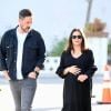 Exclusif - Jenna Dewan, enceinte, et son compagnon Steve Kazee lors d'une balade à pied à Los Angeles le 28 janvier 2020.
