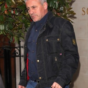 Matt LeBlanc et sa compagne Aurora Mulligan à la sortie du restaurant Scott's avec une mystérieuse inconnue à Londres, Royaume Uni, le 23 avril 2018.