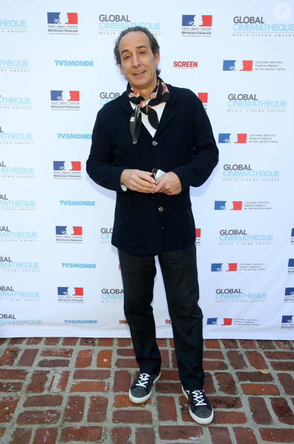 Alexandre Desplat assiste à la cérémonie des World Cinema Awards à la Résidence du Consul de France à Beverly Hills, le 10 février 2020.