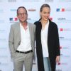 Alexandre Nahon et Nora Arnezeder assistent à la cérémonie des World Cinema Awards à la Résidence du Consul de France à Beverly Hills, le 10 février 2020.