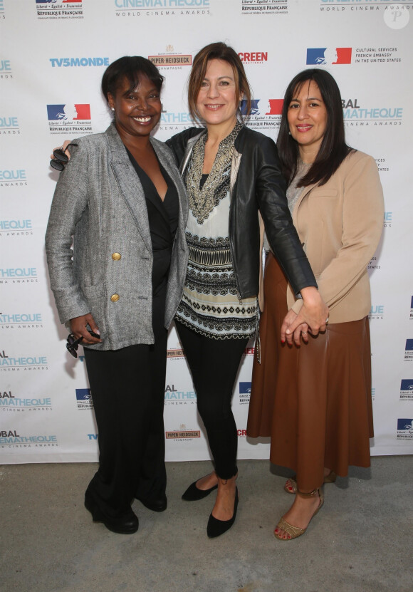 Jacqueline Lyanga, Camilla Cormanni et Jasmine Jaisinghani assistent à la cérémonie des World Cinema Awards à la Résidence du Consul de France à Beverly Hills, le 10 février 2020.