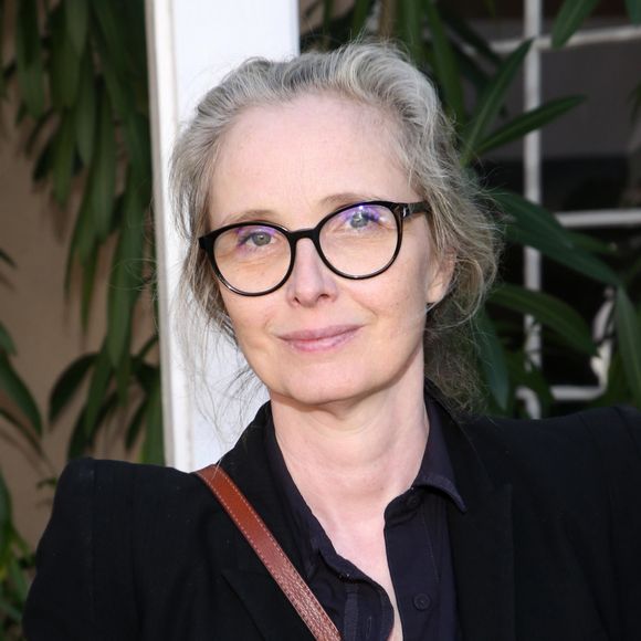 Julie Delpy assiste à la cérémonie des World Cinema Awards à la Résidence du Consul de France à Beverly Hills, le 10 février 2020.