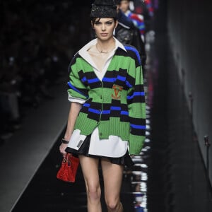 Kendall Jenner - Défilé de mode PAP automne-hiver 2020 "Versace" à Milan. Le 21 février 2020