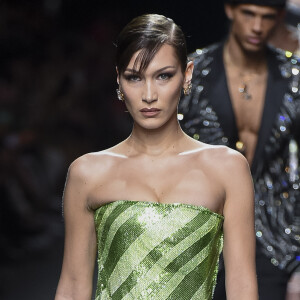 Bella Hadid - Défilé de mode PAP automne-hiver 2020 "Versace" à Milan. Le 21 février 2020