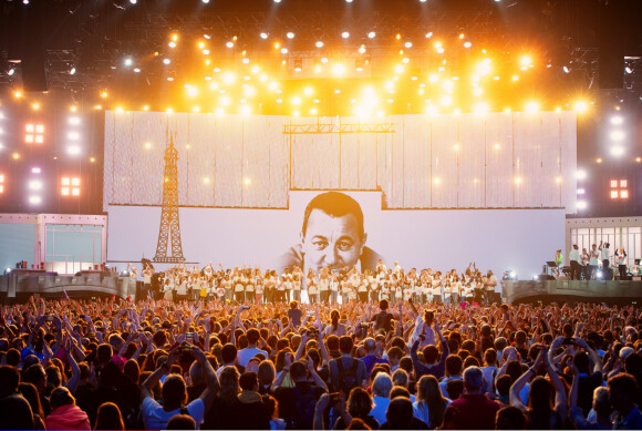 Photo officielle du concert des Enfoirés 2020 "Le Pari(s) des Enfoirés" à l'AccorHotels Arena à Paris. Il sera diffusé sur TF1 le 6 mars 2020.