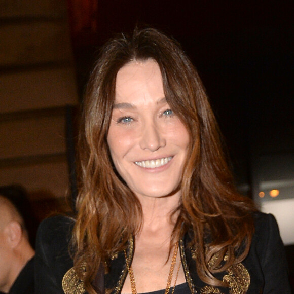 Carla Bruni au défilé de mode CELINE, collection prêt-à-porter automne-hiver 2020/2021, aux Invalides. Paris le 28 février 2020. © Veeren Ramsamy - Christophe Clovis / Bestimage