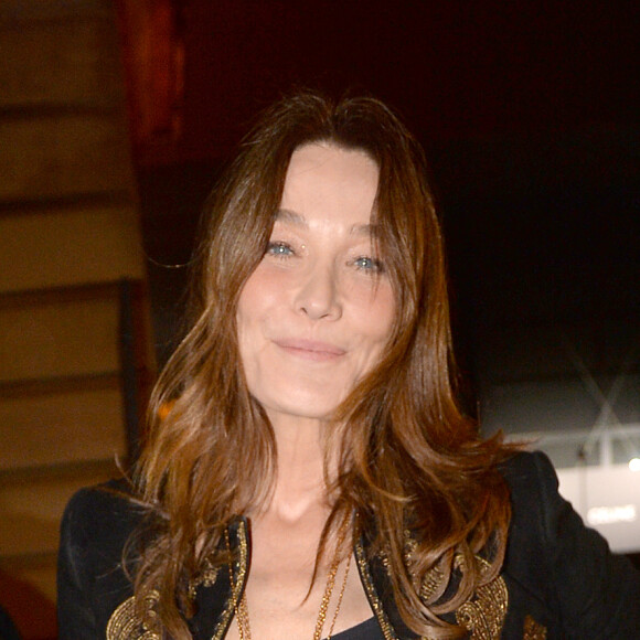 Carla Bruni au défilé de mode CELINE, collection prêt-à-porter automne-hiver 2020/2021, aux Invalides. Paris le 28 février 2020. © Veeren Ramsamy - Christophe Clovis / Bestimage