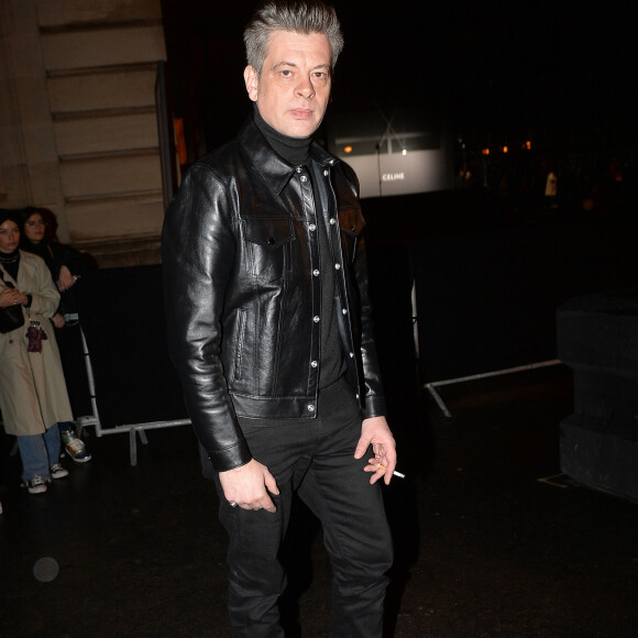 Benjamin Biolay arrive au défilé de mode CELINE, collection prêt-à-porter automne-hiver 2020/2021, aux Invalides. Paris le 28 février 2020. © Veeren Ramsamy - Christophe Clovis / Bestimage