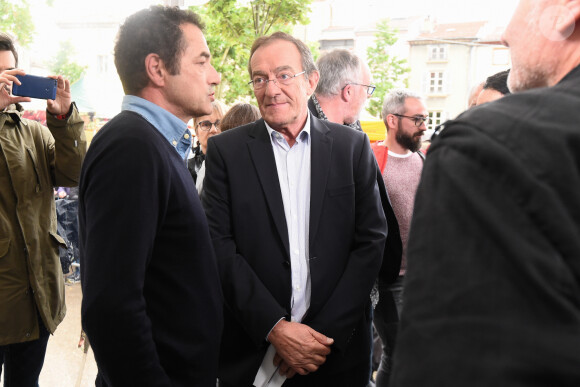 Jean-Pierre Pernaut lors du tournage de l'émission "Votre plus beau marché de France" à Montbrison le 14 juin 2019. © Frédéric Chambert / Panoramic / Bestimage 14/06/2019 - Montbrison