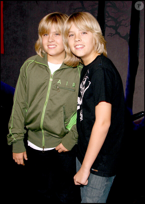 Cole et Dylan Sprouse le 16 octobre 2006 à Los Angeles. 