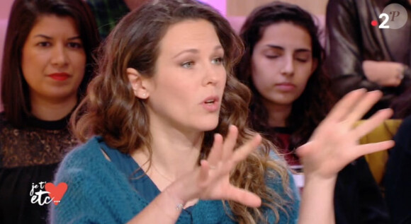 Lorie Pester, invitée dans l'émission "Je t'aime etc." sur France 2. Le 16 mars 2020.