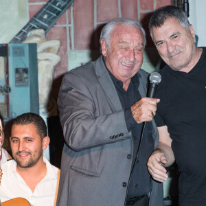 Exclusif - Marcel Campion, Jean Marie Bigard - Fête d'anniversaire de Caroline Barclay à La Chope des Puces à Saint-Ouen, Paris. Le 7 octobre 2019 © Cyril Moreau / Bestimage