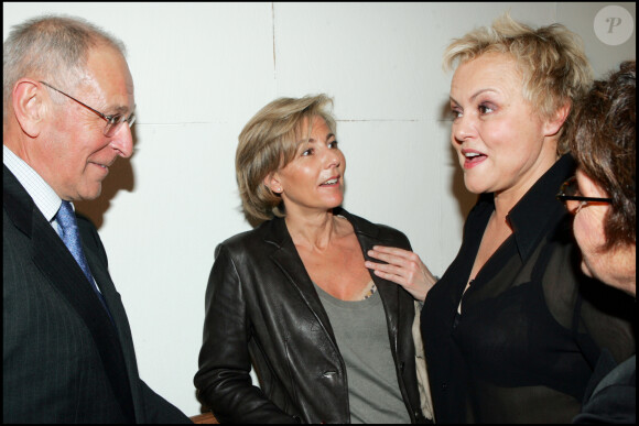 Patrick Le Lay avec Muriel Robin et Claire Chazal en janvier 2005 au Grand Rex lors de la générale du nouveau spectacle de Muriel Robin.