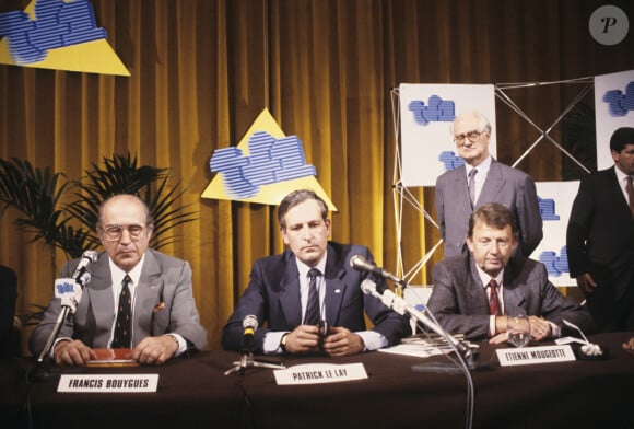 Francis Bouygues, Patrick Le Lay et Etienne Mougeotte lors d'une conférence de presse © Bruno Leguay via Bestimage