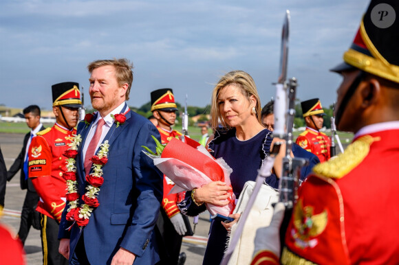 Le roi Willem-Alexander des Pays-Bas et la reine Maxima des Pays-Bas à leur arrivée à l'aéroport Halim Perdanakusuma de Jakarta, le 9 mars 2020.