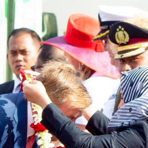 Le roi Willem-Alexander des Pays-Bas et la reine Maxima des Pays-Bas à leur arrivée à l'aéroport Halim Perdanakusuma de Jakarta, le 9 mars 2020.