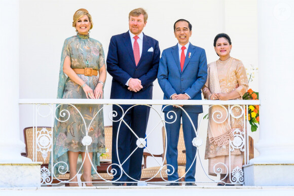 Le roi Willem-Alexander et la reine Maxima des Pays-Bas ont été accueillis par le président Joao Widodo et sa femme Iriana au palais présidentiel de Jakarta, à l'occasion d'un voyage officiel en Indonésie, le 10 mars 2020.