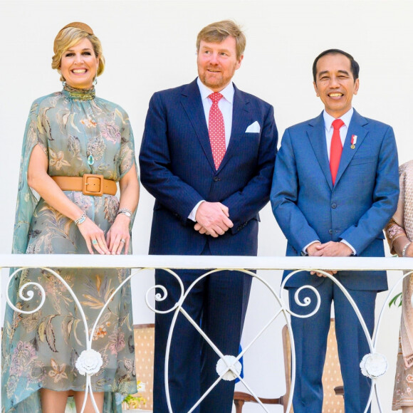 Le roi Willem-Alexander et la reine Maxima des Pays-Bas ont été accueillis par le président Joao Widodo et sa femme Iriana au palais présidentiel de Jakarta, à l'occasion d'un voyage officiel en Indonésie, le 10 mars 2020.